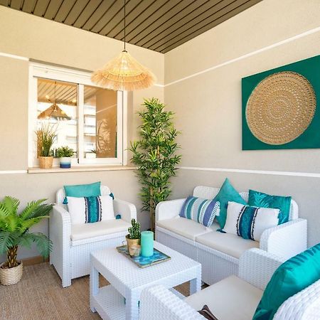Charming Apartment On The Beach - Pool And Parking مالقة المظهر الخارجي الصورة