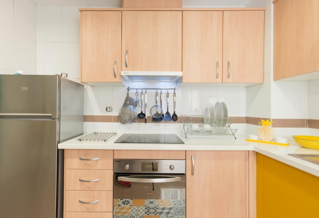 Charming Apartment On The Beach - Pool And Parking مالقة المظهر الخارجي الصورة